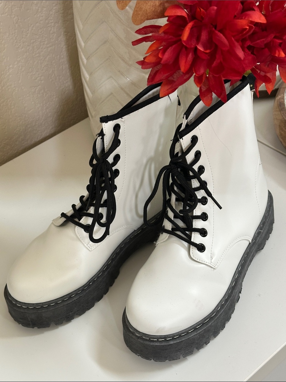 Women's White Lace-Up Platform Combat Boots with Black Laces , NEW without tags.